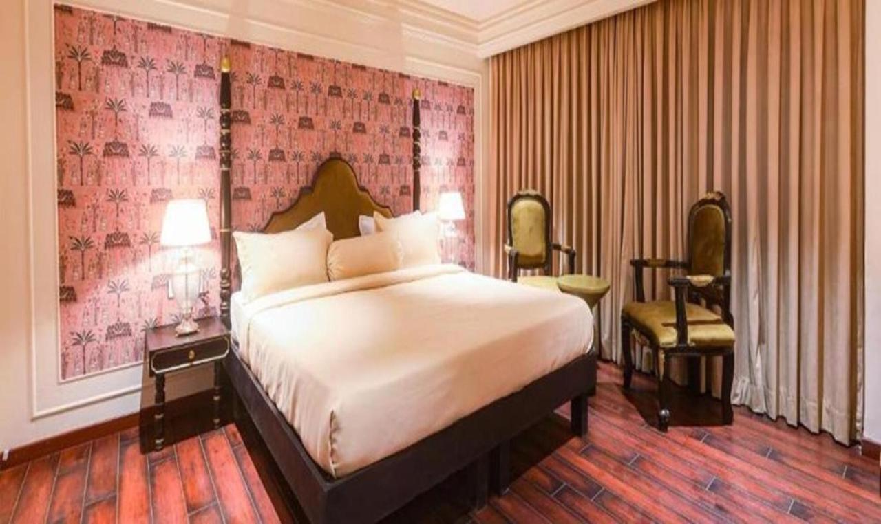 Fabhotel Prime The Seven Seeds New Delhi Bagian luar foto